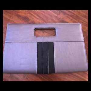 NWOT Oversized clutch